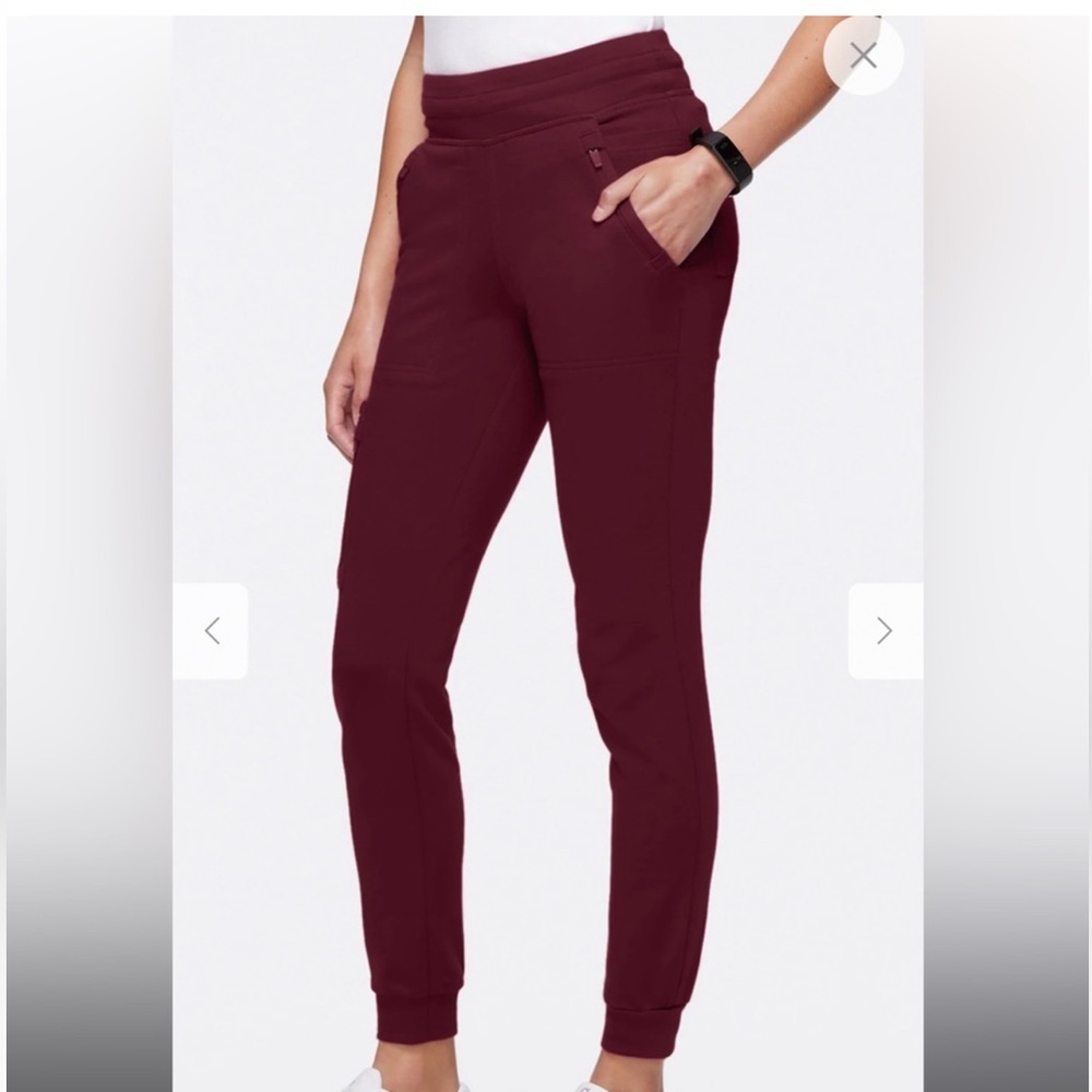 Jaanuu jogger scrub pants xs